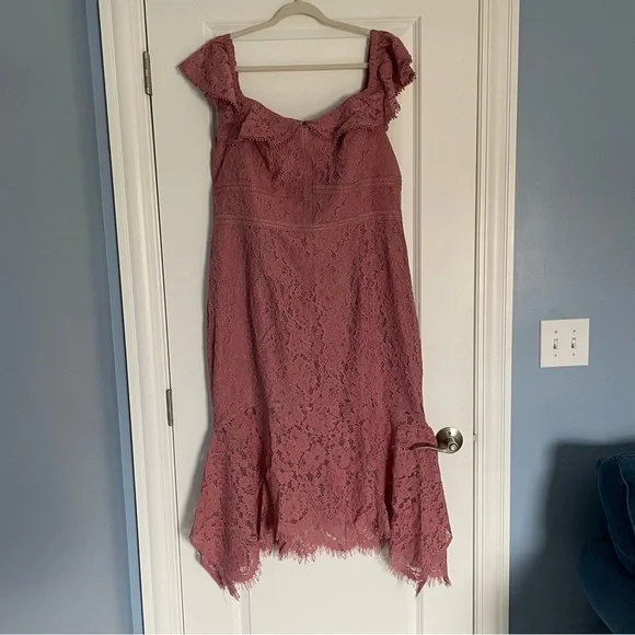 City Chic Blush Lace Off-Shoulder Dress 18 1x pink wiggle plus size - Picture 5 of 11